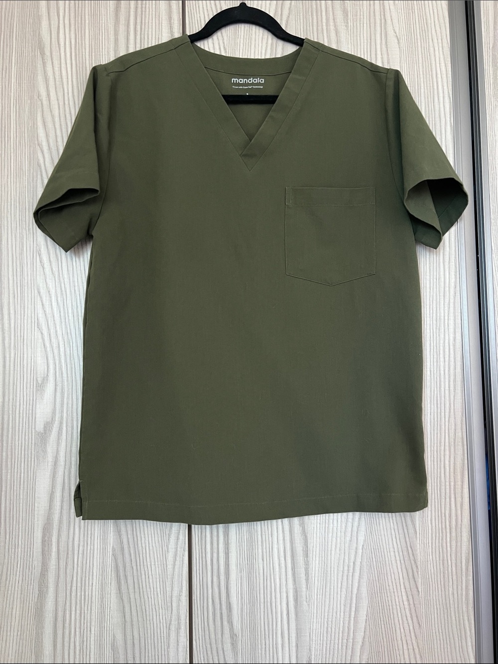 Mandala Men's Olive V-Neck Short Sleeve Pocket Tee
